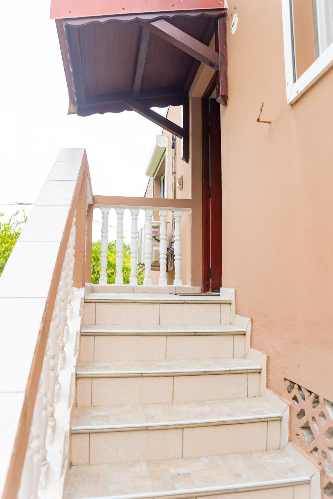 L'Appartement Papaye Le Gosier  Exteriör bild